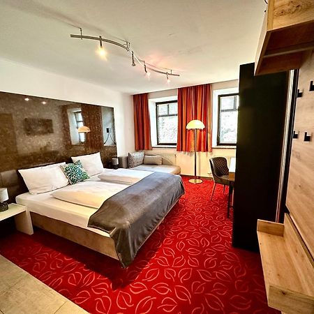 Bed & Rooms, Woergl Екстер'єр фото