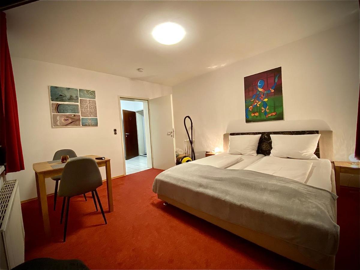 Bed & Rooms, Woergl Екстер'єр фото