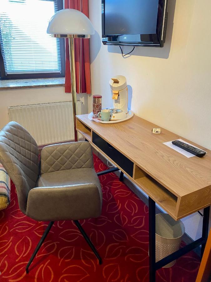 Bed & Rooms, Woergl Екстер'єр фото
